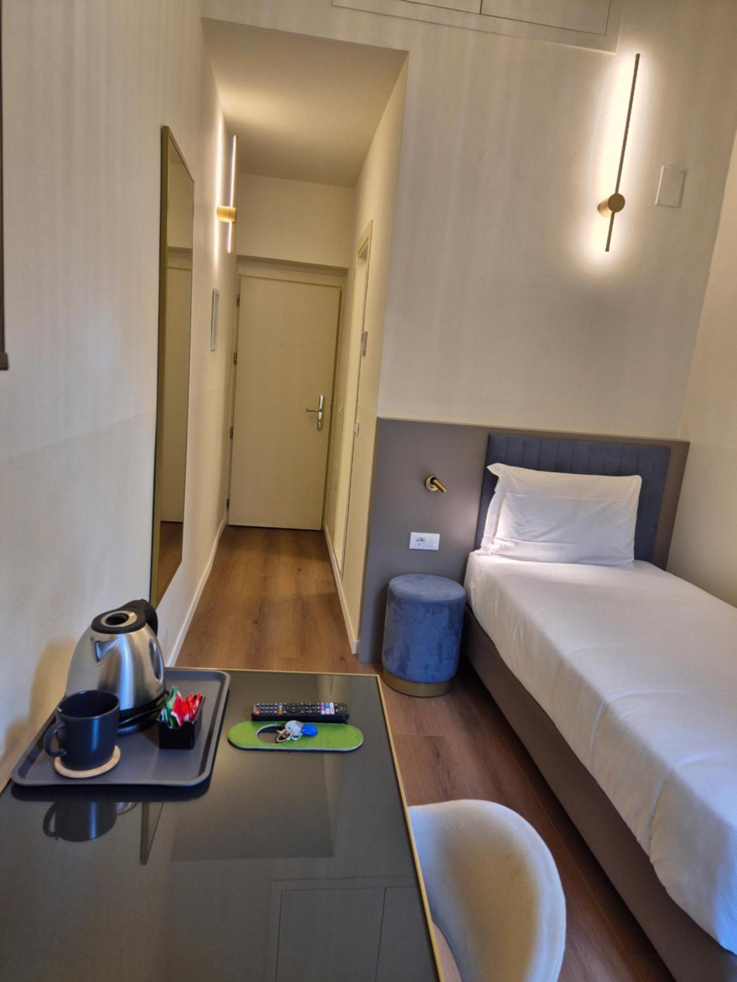 Hotel Duca D'Aosta Флоренция Екстериор снимка