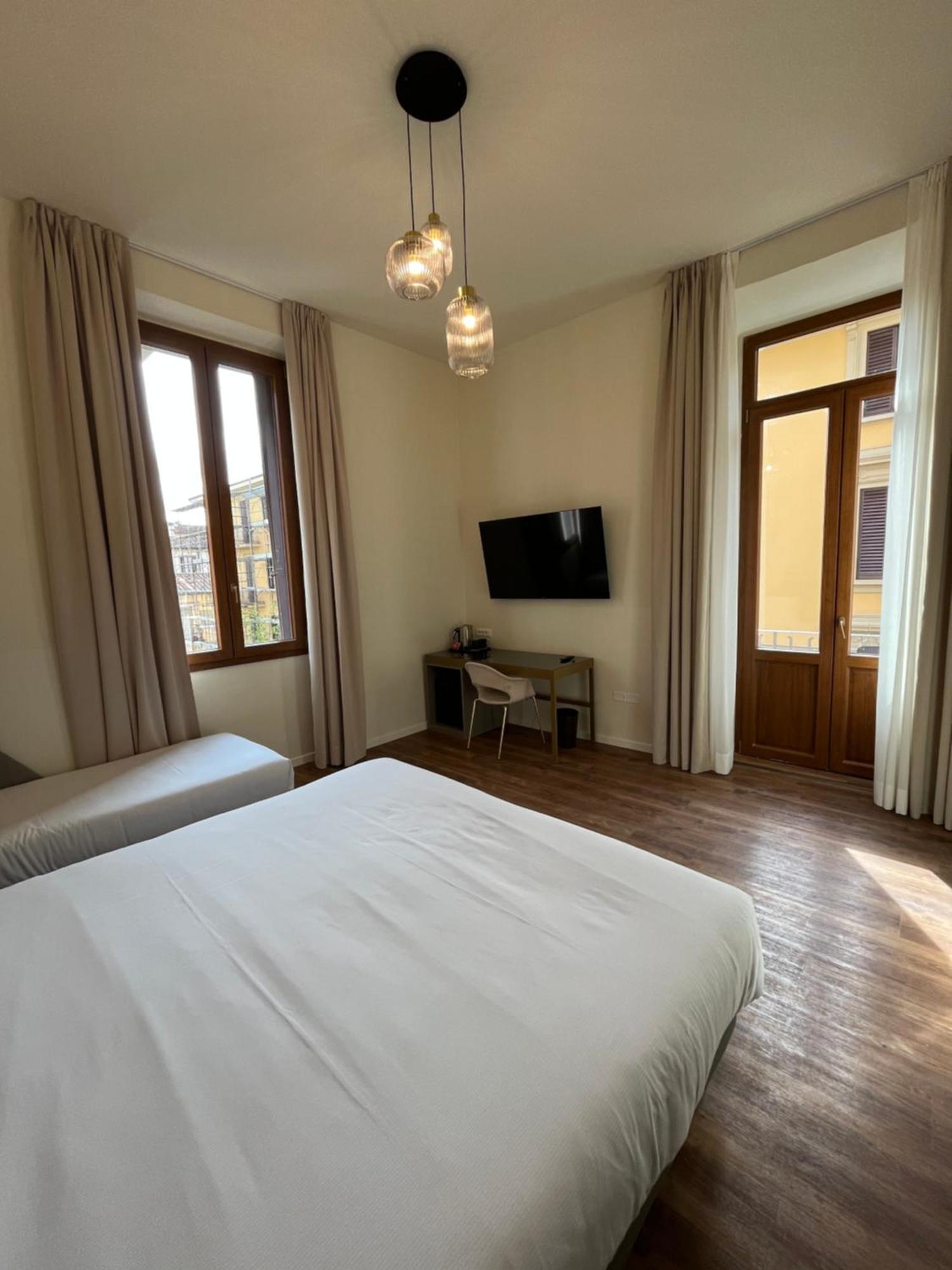 Hotel Duca D'Aosta Флоренция Екстериор снимка