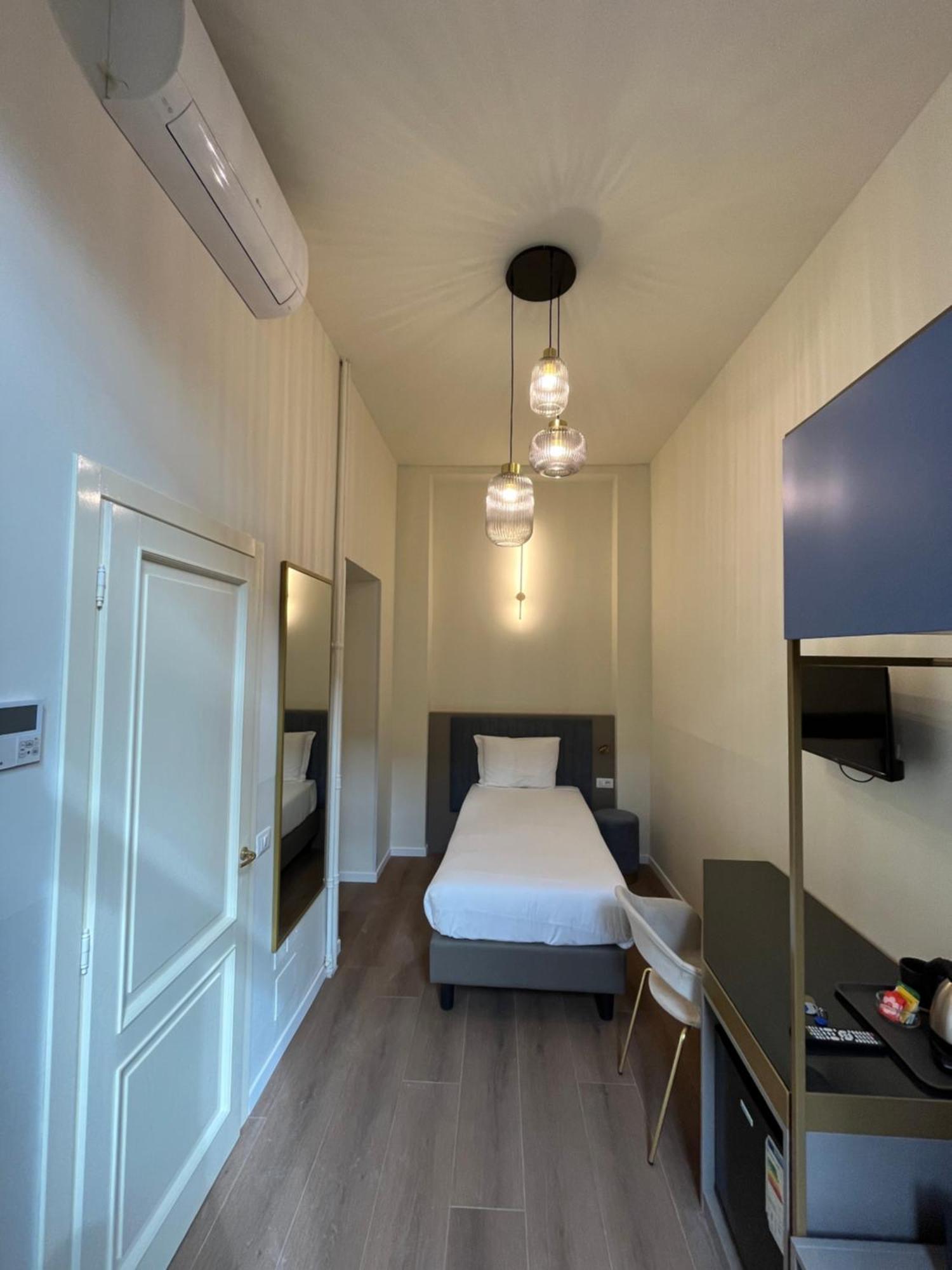 Hotel Duca D'Aosta Флоренция Екстериор снимка