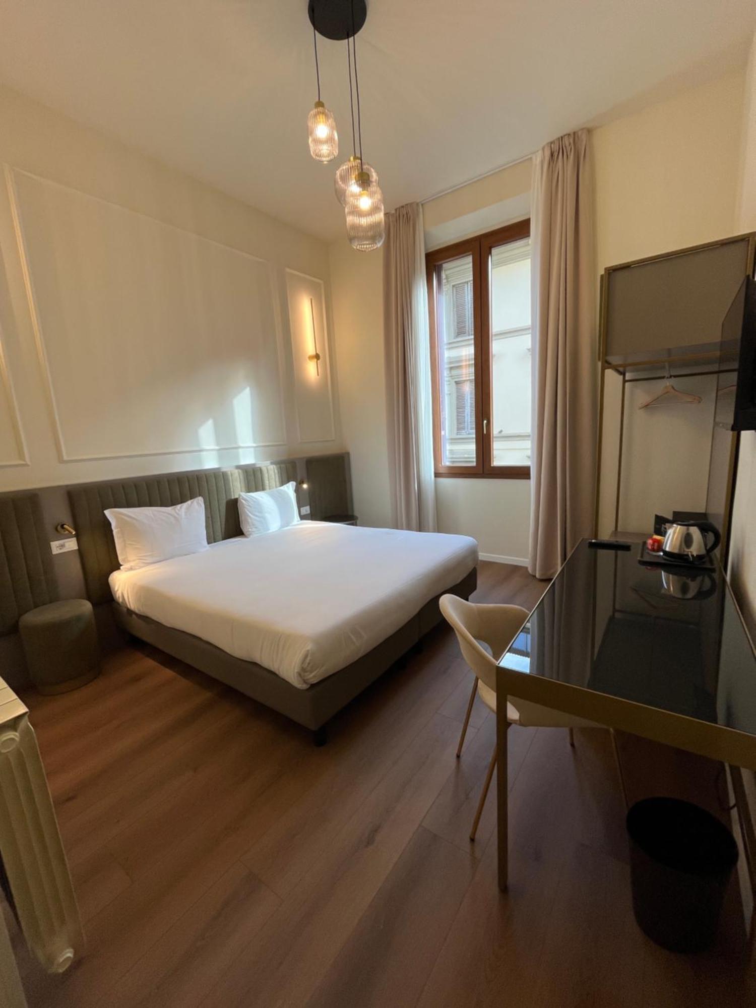 Hotel Duca D'Aosta Флоренция Екстериор снимка